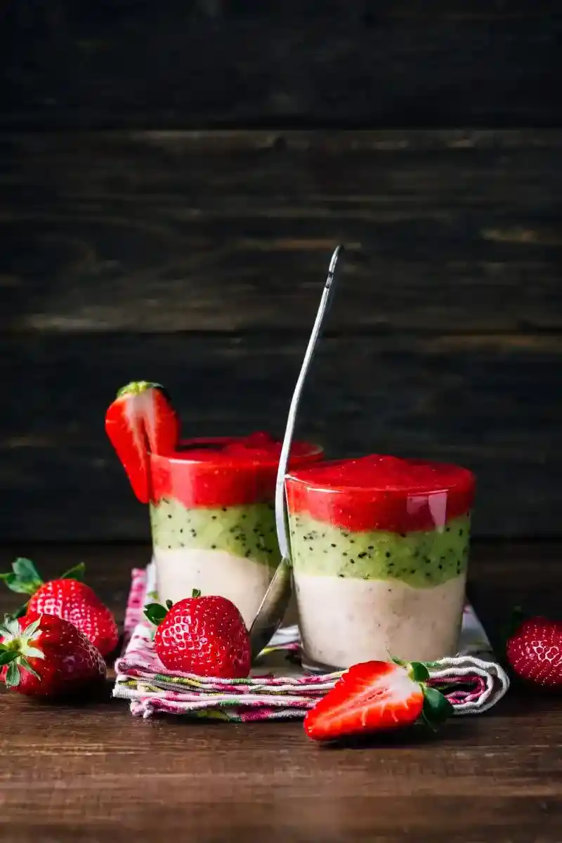Smoothies de fresa kiwi y avena